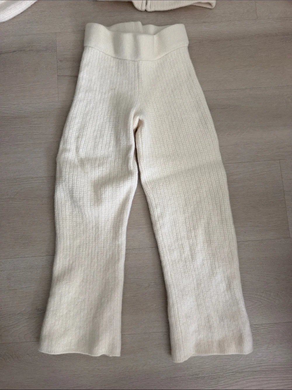 Alo Yoga Ivory 100% Wool Knit Zip Hoodie & Flare Pant Lounge Set XXS